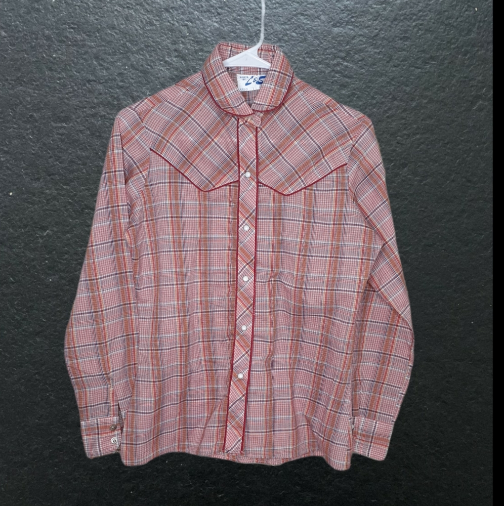 L&S Women's Long Sleeved Button Down Shirt size 11